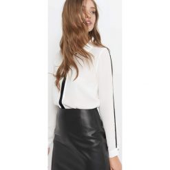 Koszula z lampasami. Brązowe koszule damskie Orsay, z poliesteru, eleganckie. Za 99.99 zł.