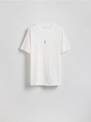 T-shirt regular fit z haftem - biały. Białe t-shirty męskie Reserved, l, bez wzorów, z bawełny, bez kołnierzyka. W wyprzedaży za 49.99 zł.