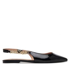 Baleriny LOVE MOSCHINO. Czarne baleriny damskie Love Moschino, bez wzorów, bez obcasa. Za 789.99 zł.