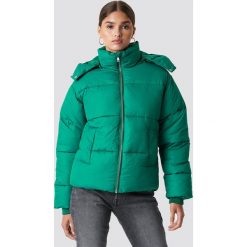 NA-KD Trend Kurtka watowana - Green. Zielone kurtki damskie NA-KD Trend, z materiału. Za 283.95 zł.