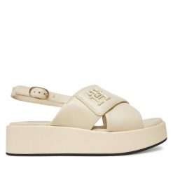 Sandały Tommy Hilfiger. Brązowe sandały damskie Tommy Hilfiger, bez wzorów, bez obcasa, na koturnie, bez zapięcia. Za 339.99 zł.