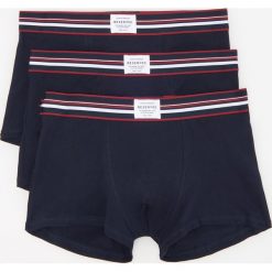 Bokserki 3 pack - Granatowy. Niebieskie bokserki męskie Reserved. Za 59.99 zł.