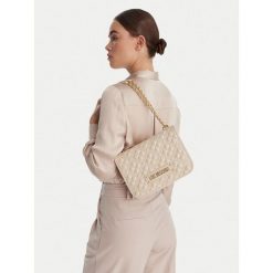 Torebka LOVE MOSCHINO. Torebki do ręki damskie Love Moschino, bez wzorów, klasyczne, bez dodatków. Za 549.00 zł.