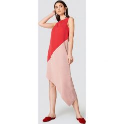 Trendyol Asymetryczna sukienka midi - Pink,Red. Sukienki damskie marki Trendyol. W wyprzedaży za 72.78 zł.