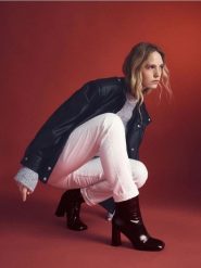 Botki na obcasie - brązowy. Brązowe botki damskie Reserved, ze skóry, bez obcasa, na obcasie, bez zapięcia. Za 199.99 zł.