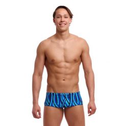 Trunki męskie Funky Trunks Snork City - sidewinder. Niebieskie kąpielówki męskie FUNKY TRUNKS, m, bez wzorów, do pływania. Za 159.00 zł.