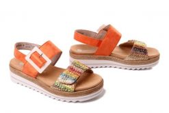 Rieker Remonte D0Q62-38 Pomarańczowy, sandały damskie. Brązowe sandały damskie Rieker Remonte, bez wzorów, bez obcasa, na koturnie, bez zapięcia. Za 369.90 zł.
