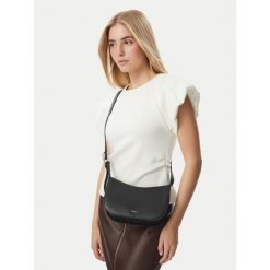 Torebka Furla. Czarne torebki do ręki damskie Furla, bez wzorów, klasyczne, bez dodatków. Za 1,439.00 zł.