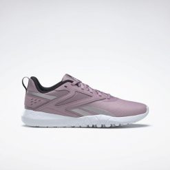 Buty treningowe damskie Reebok Flexagon Energy Tr 4. Białe obuwie sportowe damskie Reebok, bez wzorów, na fitness i siłownię. Za 142.00 zł.