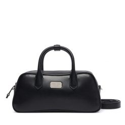 Torebka Emporio Armani. Czarne torebki do ręki damskie Emporio Armani, bez wzorów, klasyczne, bez dodatków. Za 1,779.00 zł.