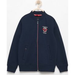 Bluza ze stójką - Granatowy. Niebieskie bluzy dla chłopców Reserved. W wyprzedaży za 59.99 zł.