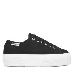 Tenisówki Superga. Czarne trampki i tenisówki damskie Superga, bez wzorów, bez zapięcia. Za 299.99 zł.