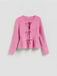 Sweter z wiązaniami - różowy. Czerwone swetry damskie Reserved, l, bez wzorów, z dzianiny, bez kołnierzyka, bez ramiączek, bez kaptura. Za 129.99 zł.