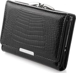 Jennifer Jones CZARNY MAŁY DAMSKI PORTFEL LAKIEROWANA SKÓRA NATURALNA JENNIFER JONES L65. Czarne portfele damskie Jennifer Jones, bez wzorów, z lakierowanej skóry. Za 109.99 zł.