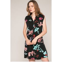 Desigual - Sukienka Jonas. Sukienki damskie marki Desigual. W wyprzedaży za 349.90 zł.