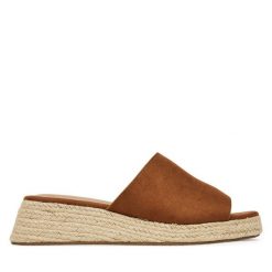 Espadryle ONLY Shoes. Brązowe espadryle damskie ONLY Shoes, bez wzorów, bez obcasa, bez zapięcia. Za 119.99 zł.