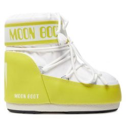 Śniegowce Moon Boot. Zielone buty zimowe dziewczęce Moon Boot, bez wzorów, z nylonu, bez zapięcia. Za 399.99 zł.