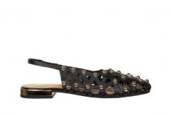 Sandały Gioseppo Calamus Black 602205, Czarny, Skóra naturalna - 37. Czarne sandały damskie Gioseppo, bez wzorów, ze skóry, bez obcasa, bez zapięcia. W wyprzedaży za 269.10 zł.