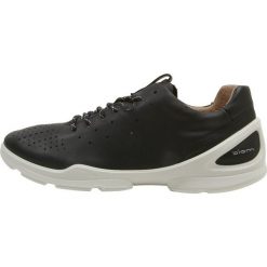Ecco BIOM STREET Obuwie do biegania Turystyka black. Buty sportowe męskie ecco, z materiału. W wyprzedaży za 433.30 zł.