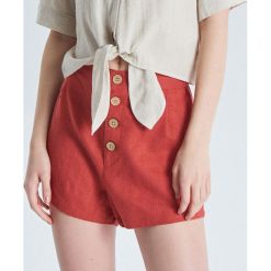 Szorty High Waist z guzikami - Pomarańczowy. Szorty damskie marki Cropp. Za 49.99 zł.