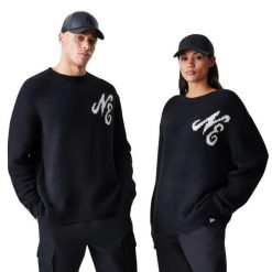 Sweter z dzianiny New Era. Czarne swetry damskie New Era, na zimę, s, bez wzorów, z dzianiny, bez kołnierzyka, bez ramiączek, bez kaptura. Za 343.00 zł.