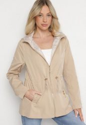 Beżowa Kurtka Parka o Dwustronnym Fasonie z Odpinanym Kapturem Desanilia. Brązowe kurtki damskie Born2be, l, bez wzorów, z jeansu, eleganckie. Za 129.99 zł.