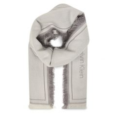 Chusta Calvin Klein. Szare szaliki i chusty damskie Calvin Klein, bez wzorów. Za 249.99 zł.