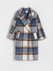 Dwurzędowy płaszcz oversize - wielobarwny. Płaszcze damskie Reserved, l, bez wzorów, z tkaniny, bez kaptura. W wyprzedaży za 179.99 zł.