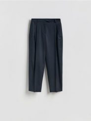 Spodnie carrot z dodatkiem wełny - granatowy. Niebieskie spodnie materiałowe damskie Reserved, l, bez wzorów, z tkaniny. Za 179.99 zł.