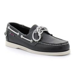 Tenisówki Sebago Model Docksides Portland Kolor Niebieski. Niebieskie obuwie sportowe damskie Sebago, bez wzorów, ze skóry, sportowe, bez zapięcia. Za 687.30 zł.