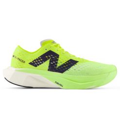 Buty męskie New Balance FuelCell SuperComp Pacer v2 MFCRR16D – zielone. Zielone buty sportowe męskie New Balance, z gumy, bez zapięcia, do biegania. Za 899.99 zł.
