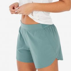 Spodenki pod sukienkę Quechua NH. Zielone szorty sportowe damskie QUECHUA, m, bez wzorów, z elastanu, sportowe, trekkingowe. Za 49.99 zł.