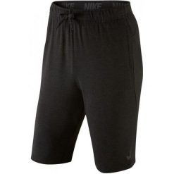 Nike Spodnie Treningowe Dri Fit Training Fleece 742214 010 L. Krótkie spodenki sportowe męskie marki Nike. W wyprzedaży za 129.00 zł.