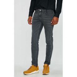 Mustang - Jeansy Oregon Tapered. Szare jeansy męskie Mustang. W wyprzedaży za 269.90 zł.