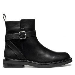 Botki Geox. Czarne botki damskie Geox, bez obcasa, na płaskiej podeszwie, bez zapięcia. Za 589.99 zł.