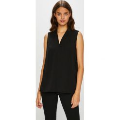 Calvin Klein - Top. Topy damskie marki Calvin Klein. W wyprzedaży za 239.90 zł.