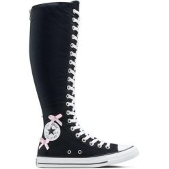 Buty sportowe Converse Chuck Taylor All Star XXHI Bows Studs. Czarne obuwie sportowe damskie Converse, bez wzorów, retro, bez zapięcia. Za 463.75 zł.