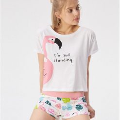 Dwuczęściowa piżama z flamingiem - Biały. Piżamy damskie marki Sinsay. Za 39.99 zł.