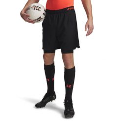 SPODENKI WOVEN 2-W-1 CZARNE/CZERWONE MĘSKIE. Białe krótkie spodenki sportowe męskie Under Armour, l, bez wzorów, z materiału, na fitness i siłownię. Za 235.35 zł.