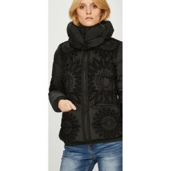 Desigual - Kurtka. Czarne kurtki damskie Desigual, z materiału. W wyprzedaży za 599.90 zł.