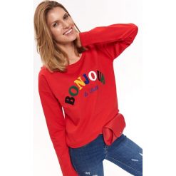 LUŹNA BLUZA DAMSKA Z APLIKACJĄ. Bluzy damskie marki TOP SECRET. W wyprzedaży za 29.99 zł.