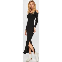 Guess Jeans - Sukienka. Czarne sukienki damskie Guess Jeans, m, z aplikacjami, z dzianiny, casualowe, bez kołnierzyka, bez ramiączek. Za 399.90 zł.