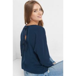 Koszulka z kokardkami. T-shirty damskie marki Orsay. W wyprzedaży za 55.00 zł.
