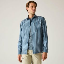 Koszula z długim rękawem antyinsektowa Regatta Travel Light. Zielone koszule męskie Regatta, m, bez wzorów, z elastanu, bez kołnierzyka, bez ramiączek. Za 169.99 zł.