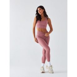 Legginsy Sportowe BeShaped Pilates Joga. Czerwone legginsy damskie BESHAPED, bez wzorów, z elastanu. Za 199.00 zł.