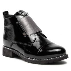 Botki Loretta Vitale. Czarne botki damskie Loretta Vitale, bez obcasa, na płaskiej podeszwie, bez zapięcia. Za 499.99 zł.