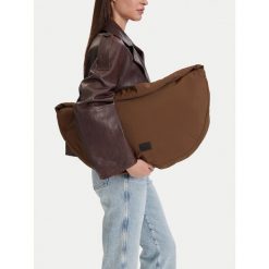 Torebka G-Star. Brązowe torebki do ręki damskie G-Star, bez wzorów, retro, bez dodatków. Za 179.99 zł.