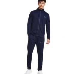 Dres męski Under Armour Rival Knit Track Suit. Niebieskie buty sportowe męskie Under Armour, z dresówki, bez zapięcia, na fitness i siłownię. Za 209.99 zł.