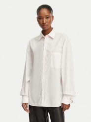 BOSS Koszula Saturday 50543800 Różowy jasny Oversize. Czerwone bluzki damskie Boss, bez wzorów, z bawełny, bez kołnierzyka, bez ramiączek. Za 799.99 zł.