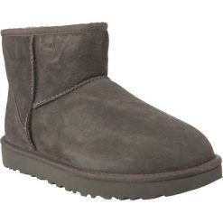 Ugg szare Classic Mini Ii Grey. Szare śniegowce i trapery damskie UGG, z wełny. W wyprzedaży za 599.00 zł.